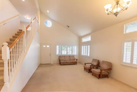 Living - 109 Molehulehu Loop, Kahului, HI 96732 photo 2 of 2