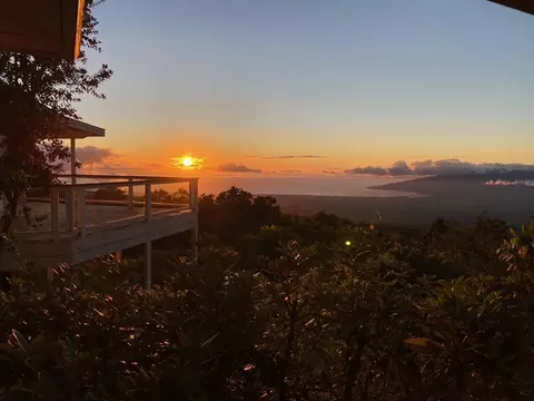 17526 Haleakala Highway Hwy, Kula, HI 96790