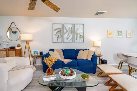 647 Meakanu Ln #503, Wailuku, HI 96793