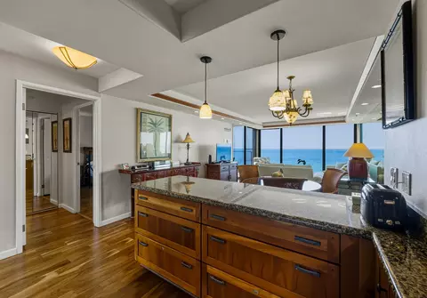110 Kaanapali Shores Pl #907, Lahaina, HI 96761