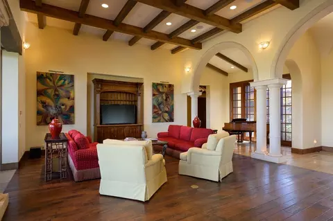 Living - 104 Anapuni Loop, Lahaina, HI 96761 photo 2 of 3