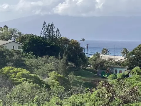 120 Hui Rd F #E13, Lahaina, HI 96761