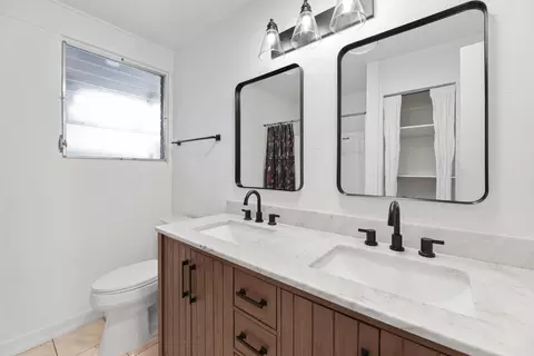 Bath - 6 Kahope Pl, Haiku, HI 96708 photo 2 of 6