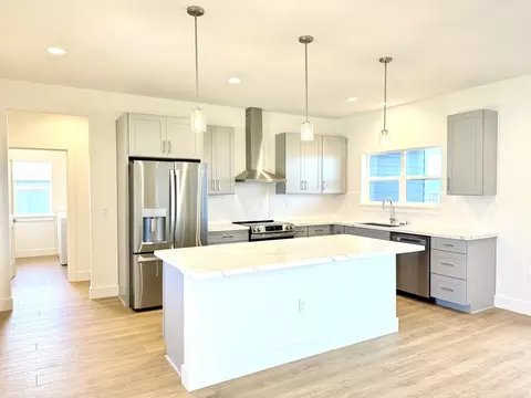 107 Maiaku St #171, Makawao, HI 96768