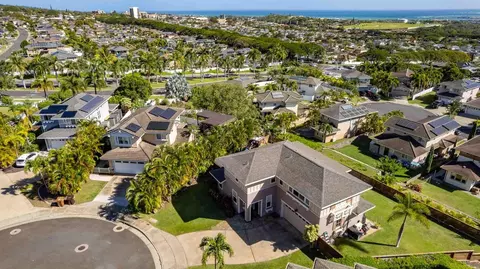 16 Nanakula Pl, Wailuku, HI 96793