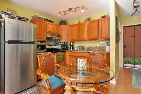 3740 Lower Honoapiilani Rd #F 108, Lahaina, HI 96761
