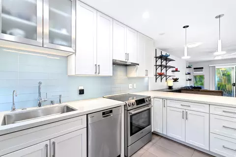 68 Walaka St #5, Kihei, HI 96753