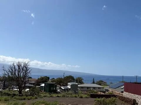 171 Wahikuli Rd #A, Lahaina, HI 96761