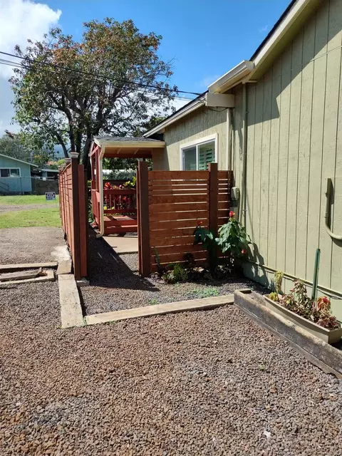 3586 Kalua Pl, Makawao, HI 96768