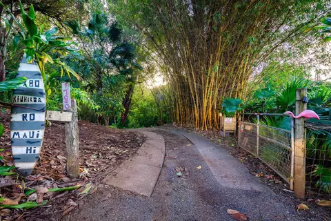 Exterior - 1780 Kauhikoa Rd, Haiku, HI 96708 photo 21 of 21