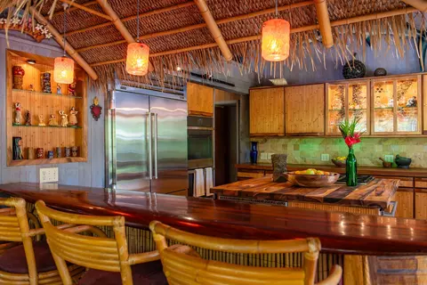 Kitchen - 1780 Kauhikoa Rd, Haiku, HI 96708 photo 3 of 5