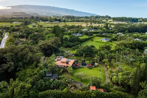 View/Area - 1780 Kauhikoa Rd, Haiku, HI 96708 photo 1 of 2