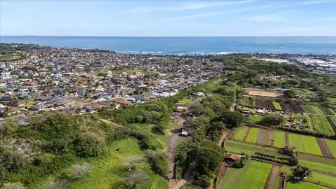 1270 Piihana Rd, Wailuku, HI 96793