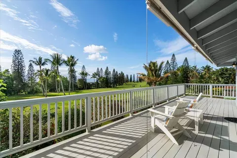 240 Nalani St, Makawao, HI 96768