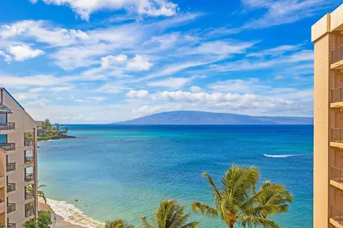 4327 Lower Honoapiilani Rd #1003B, Lahaina, HI 96761