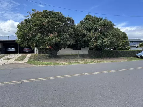 114 Aiai St, Kahului, HI 96732