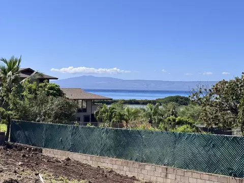 50 Kamiloloa Pl, Kaunakakai, HI 96748