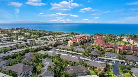 160 Keonekai Rd #16-102, Kihei, HI 96753