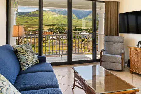 475 Front St #402, Lahaina, HI 96761