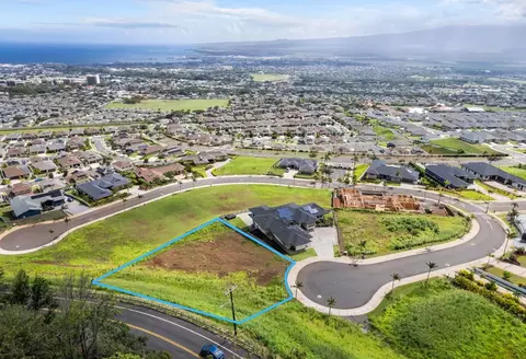 184 S Laikeha Pl, Wailuku, HI 96793
