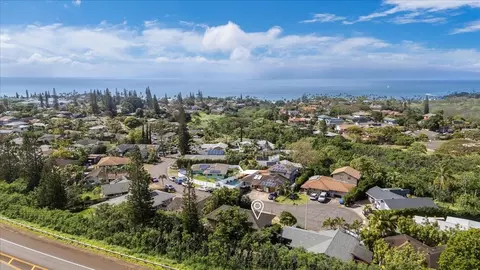 61 Loa Pl, Lahaina, HI 96761