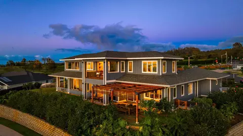 7 Lilinoe Pl, Makawao, HI 96768