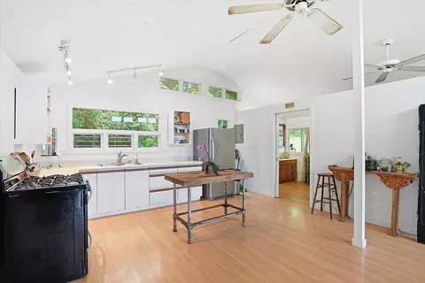 Kitchen - 24 Poko Way, Haiku, HI 96708 photo 4 of 5