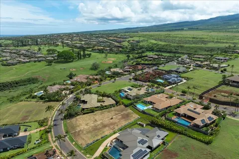 207 Anapuni Loop #24 PH I, Lahaina, HI 96761