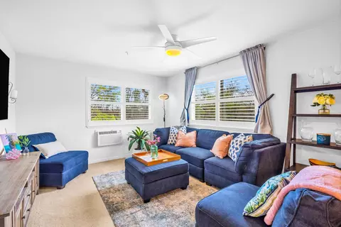 60 Kihalani St #1007, Kihei, HI 96753