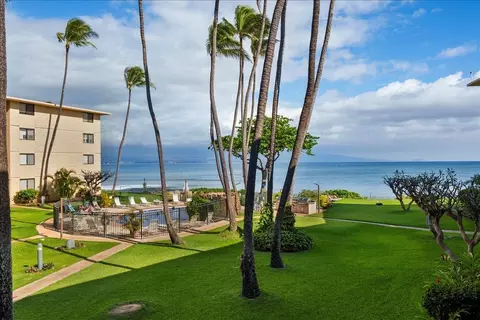 250 Hauoli St #208, Wailuku, HI 96793