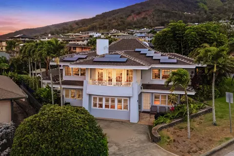 571 S Alu Rd, Wailuku, HI 96793