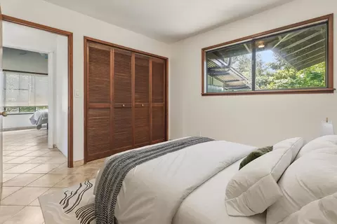 Bedroom - 145 S Holokai Rd, Haiku, HI 96708 photo 4 of 8
