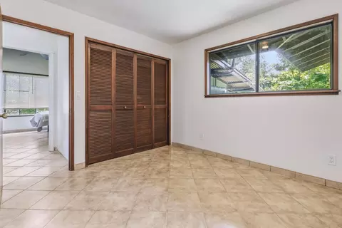 Bedroom - 145 S Holokai Rd, Haiku, HI 96708 photo 3 of 8