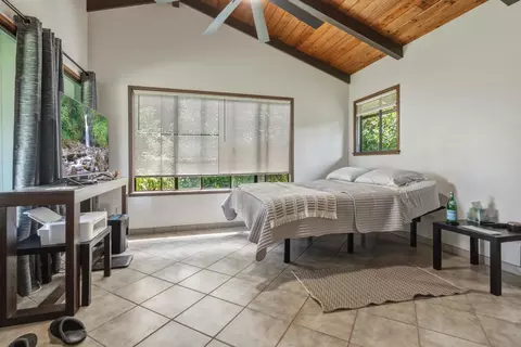 Bedroom - 145 S Holokai Rd, Haiku, HI 96708 photo 5 of 8