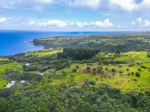 155 Manawai Pl, Haiku, HI 96708