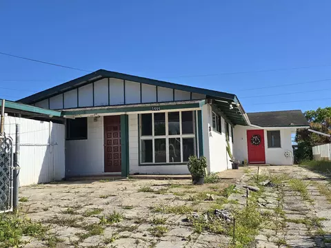 1444 Kemoa Pl, Wailuku, HI 96793