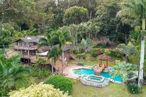 1073 Nanihoku Pl, Haiku, HI 96708