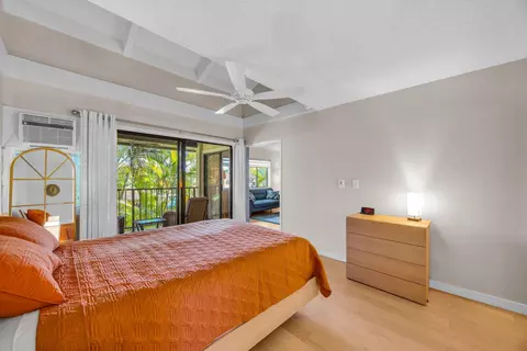 Bedroom - 3788 Lower Honoapiilani Rd #E212, Lahaina, HI 96761 photo 4 of 4