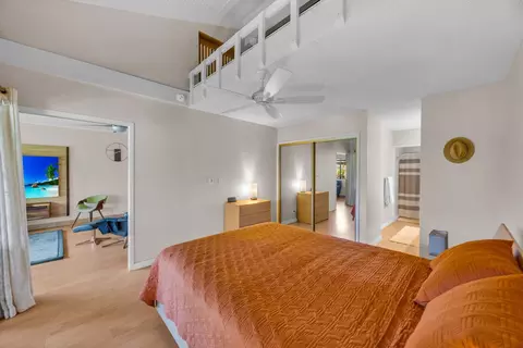 Bedroom - 3788 Lower Honoapiilani Rd #E212, Lahaina, HI 96761 photo 2 of 4
