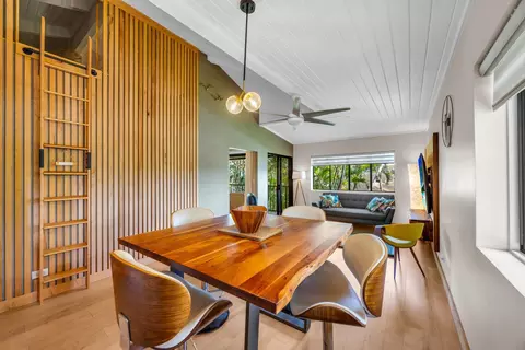 Dining - 3788 Lower Honoapiilani Rd #E212, Lahaina, HI 96761 photo 2 of 3