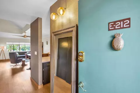 Entry Way - 3788 Lower Honoapiilani Rd #E212, Lahaina, HI 96761 photo 1 of 1