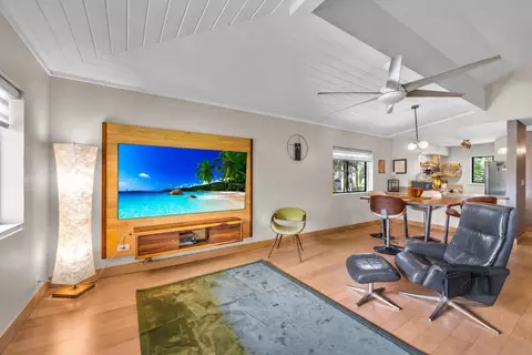 Living - 3788 Lower Honoapiilani Rd #E212, Lahaina, HI 96761 photo 1 of 2