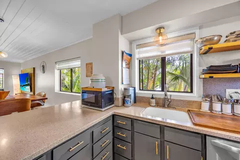 Kitchen - 3788 Lower Honoapiilani Rd #E212, Lahaina, HI 96761 photo 4 of 4