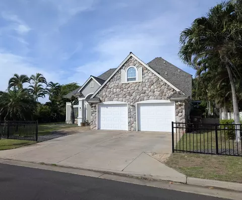 52 Kuukama St, Kahului, HI 96732