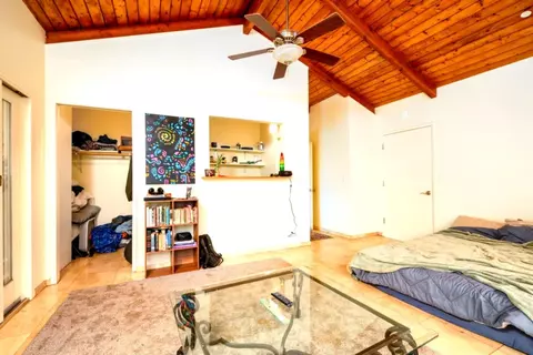 Bedroom - 1640 Kokomo Rd, Haiku, HI 96708 photo 1 of 1