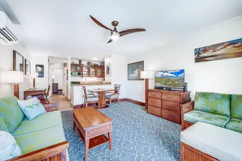 Living - 5315 Lower Honoapiilani Rd #E138, Lahaina, HI 96761 photo 8 of 8