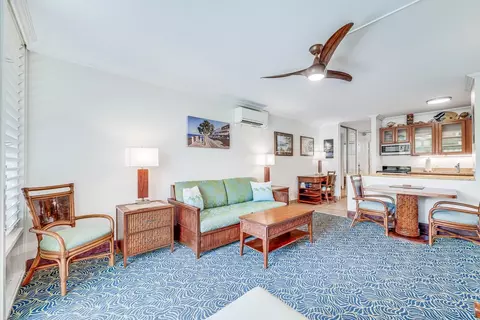 Living - 5315 Lower Honoapiilani Rd #E138, Lahaina, HI 96761 photo 2 of 8