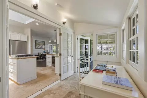 Entry Way - 3217 Luahine Pl, Haiku, HI 96708 photo 1 of 1
