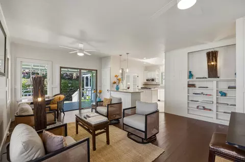 Living - 3217 Luahine Pl, Haiku, HI 96708 photo 3 of 5