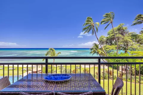 3901 Lower Honoapiilani Rd #207, Lahaina, HI 96761